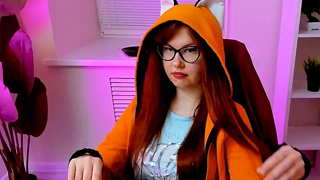 CarolGiggly webcam