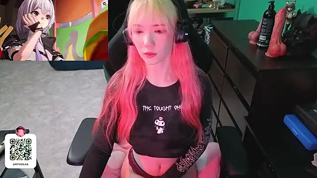 Maya_Viola webcam
