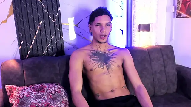 kai_storm77 webcam