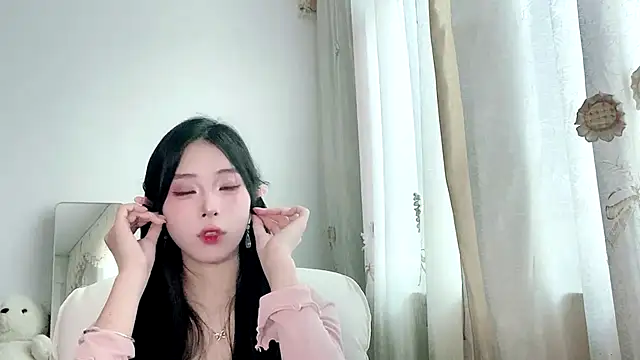 yiyibaby2026 webcam