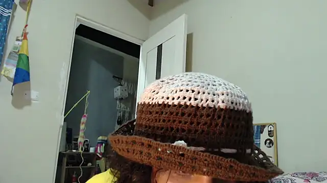 AlinaWoolf_ webcam