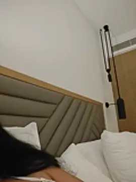 NakedMILFx