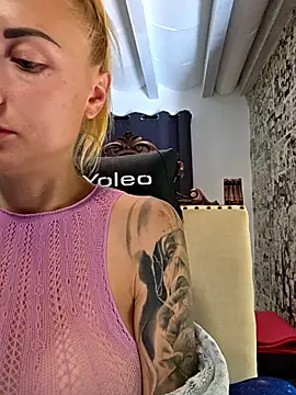 kylie_blck webcam