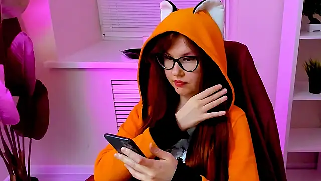CarolGiggly webcam