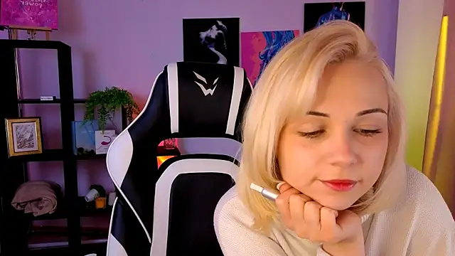 ElenaMonroe webcam