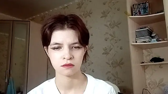 LowkeyIndigo webcam