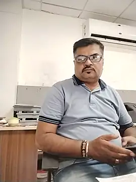 Desi_Lodo_Gujju_Boy webcam