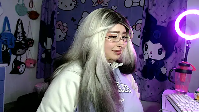 lussyevans24 webcam