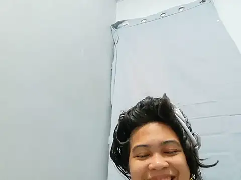 Ursexyasianskinny webcam