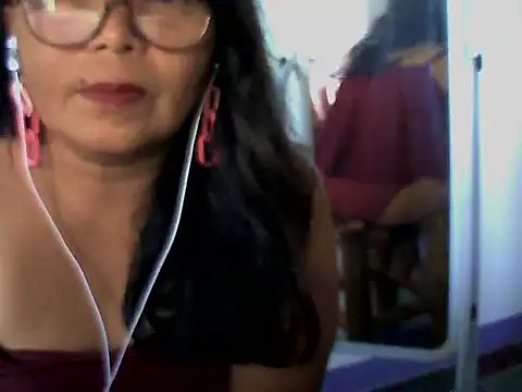 Flowerblossom123 webcam