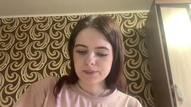KikiAmino webcam