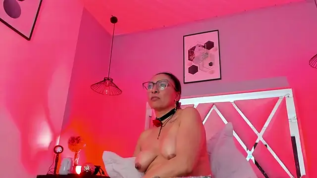 Scarlet__69 webcam