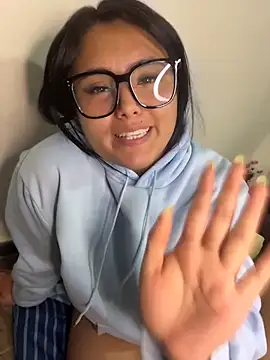 -Mellani- webcam