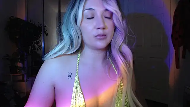 GoddessEmmy webcam