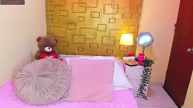 Julia_Haye webcam