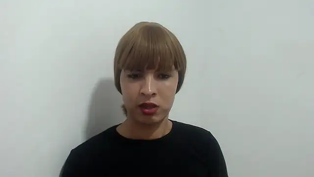 estefania224 webcam