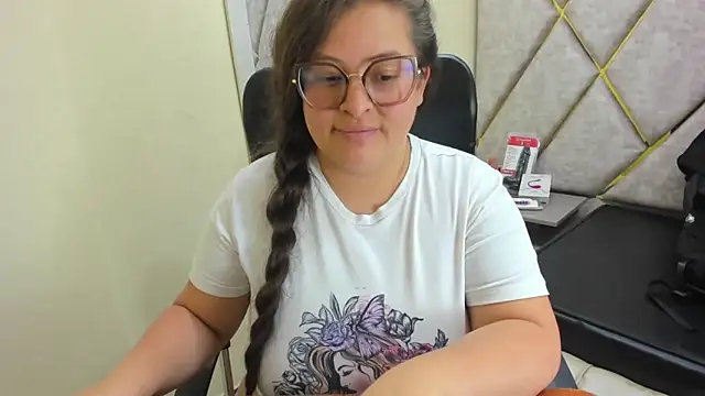 Sarah_Boobs_ webcam