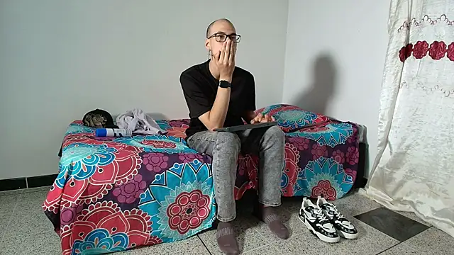 vlad__night (M young) - cum in your mount 💦🍆