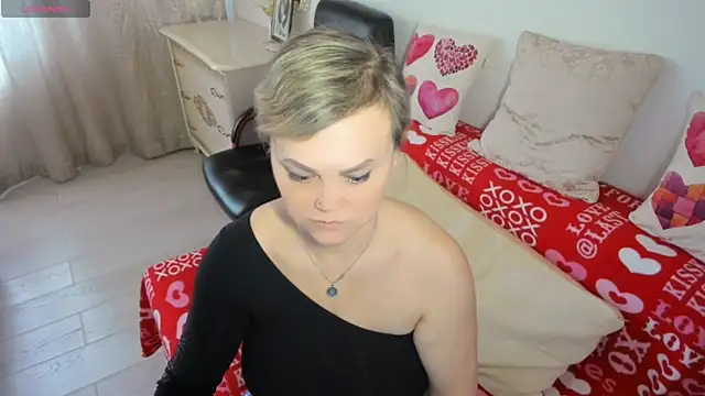 MildMature webcam