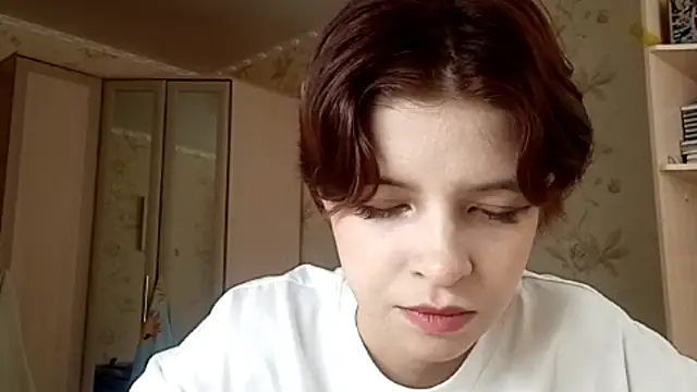 LowkeyIndigo webcam