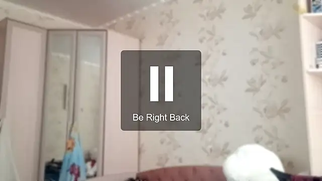 LowkeyIndigo webcam