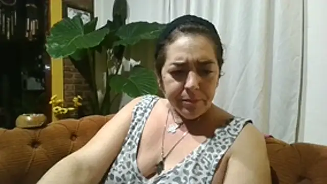 relaxnamaste webcam