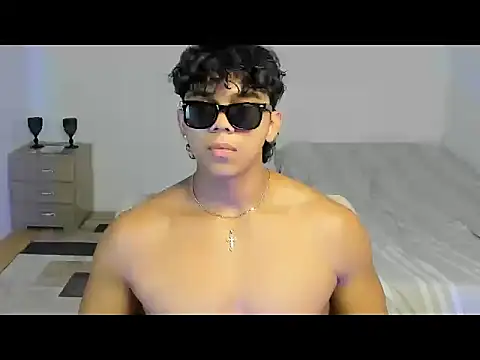 noahprada webcam