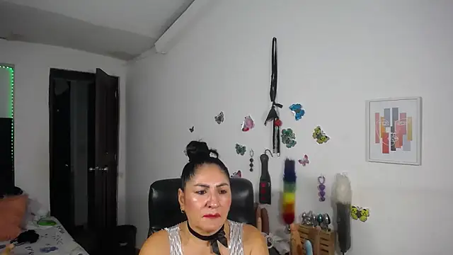 mature_bigboobs10 webcam