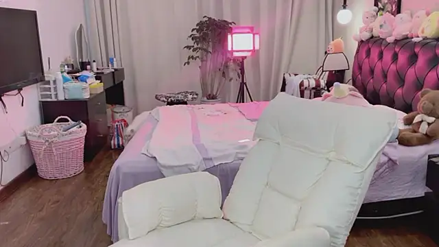 Evacute-top webcam