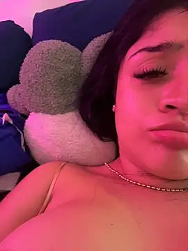 lucianaroy webcam