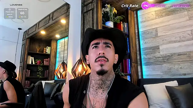 Donovan_Desmond webcam