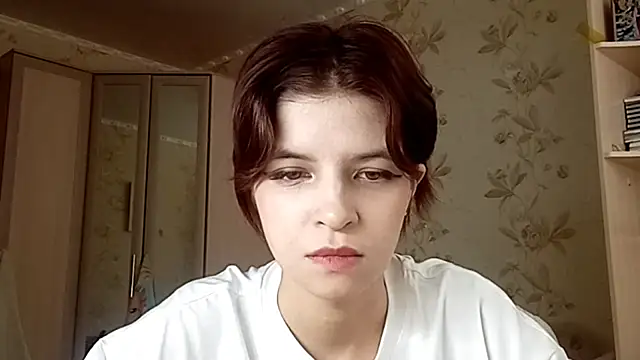 LowkeyIndigo webcam