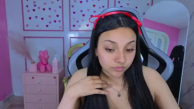 lia_harper_t webcam