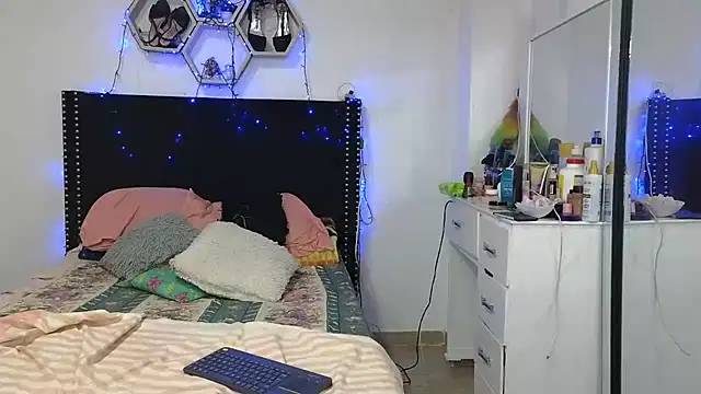 charlotte_077 webcam