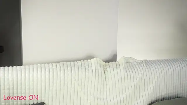 ClarineCasebolt webcam