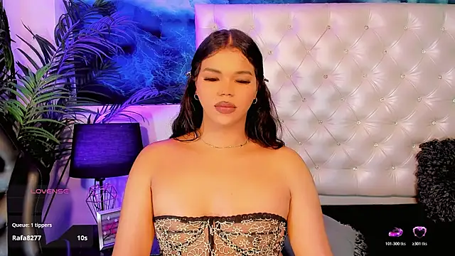 Keira_Fox31 webcam