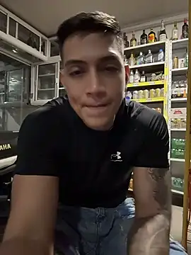 OliverWest04 webcam