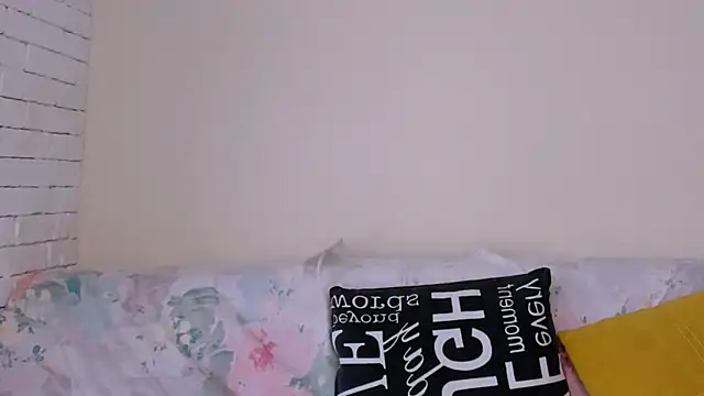 Elle_Pearl_ webcam