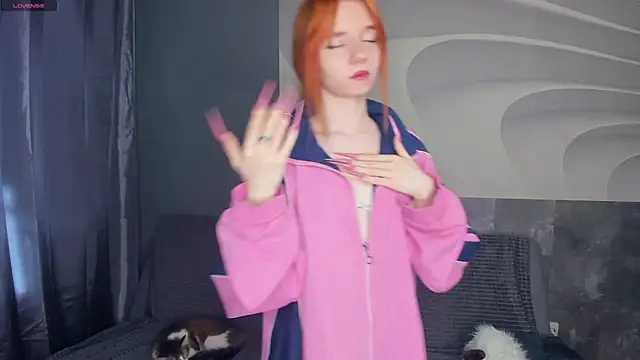 TarynPalek webcam