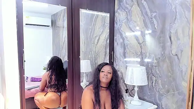 LauraSaenz01 webcam