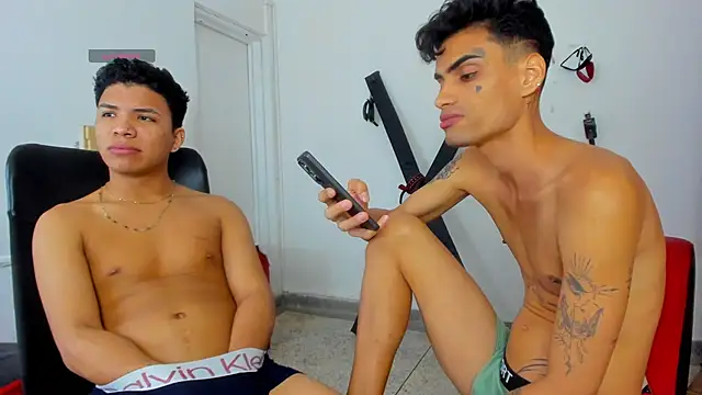 Gay_Red_Room webcam