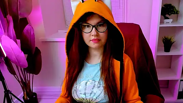 CarolGiggly webcam