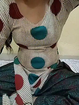 Hot_Riya_Sharma