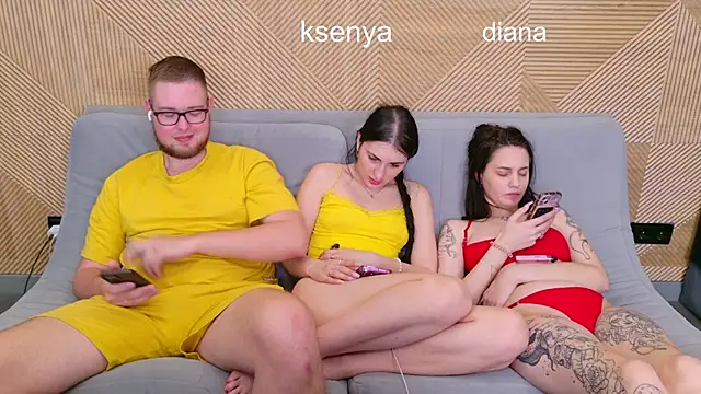 ksenny (G young) - threesome sex + creampie