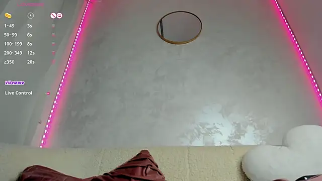 IvyTease_ webcam