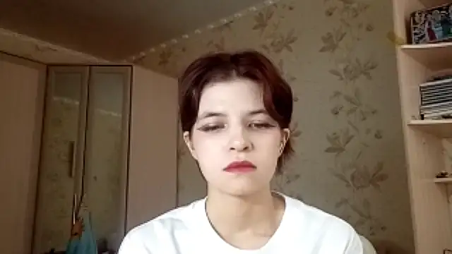 LowkeyIndigo webcam