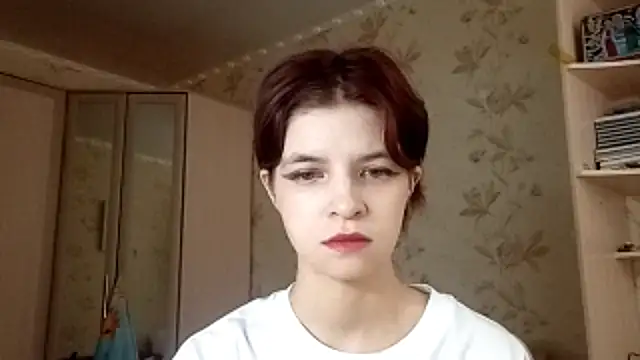 LowkeyIndigo webcam