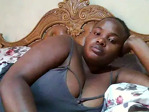 sexybigboobz webcam