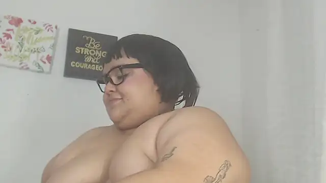 lovemyfatpussy webcam