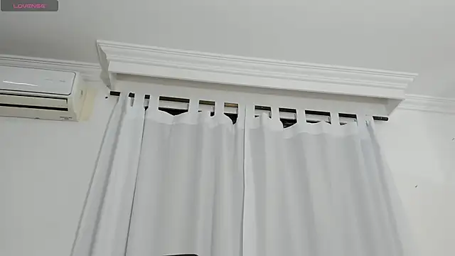 Mia_hornny_ webcam